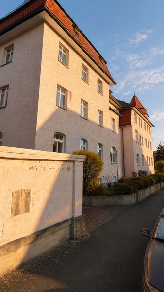 Stilvoller Erstbezug im Altbau von 1910 – frisch saniert, hell und sofort bezugsbereit in Heidenau